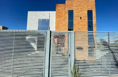 Casa em condomínio fechado com 3 quartos à venda na rua ana abruzzi, 275, mário quintana, porto alegre por r$ 790.000