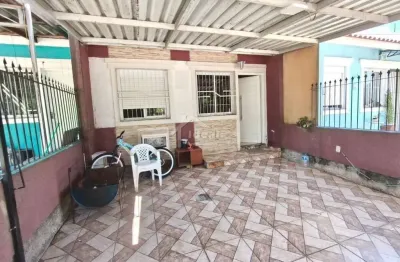 Casa com 2 quartos à venda na Avenida Justino Camboim, 2705, Lomba da Palmeira, Sapucaia do Sul por R$ 237.000