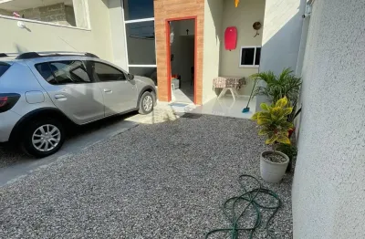 Casa plana( porteira fechada )  há 5 minutos do centro de eusébio
