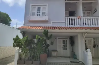 Casa em condomínio fechado com 3 quartos à venda em Manoel Dias Branco, Fortaleza 