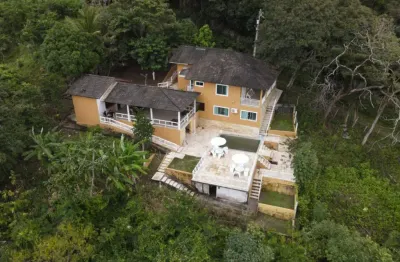 Vendo sitio no pé da serra de  pacatuba com casa porteira fechada  com capacidade pra 30 pessoas
