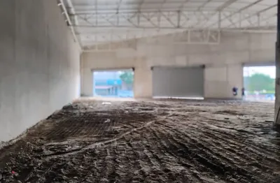 Barracão / Galpão / Depósito com 3 salas para alugar no Mucunã, Maracanaú 