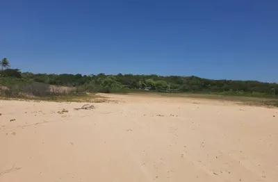 Vende - se terreno com 348ha e com frente mar no paracuru