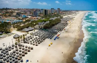 Vende - se apartamento na praia do futuro com vista mar