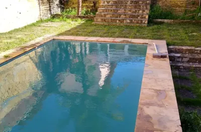 Pousada á venda na colônia de férias e a poucos metros da praia