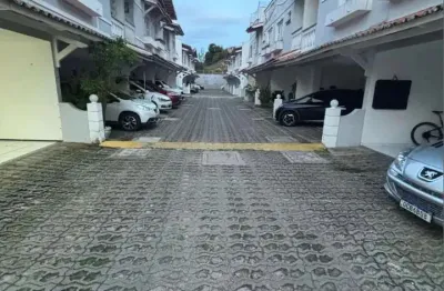 Casa em condomínio fechado com 3 quartos à venda em Manoel Dias Branco, Fortaleza 
