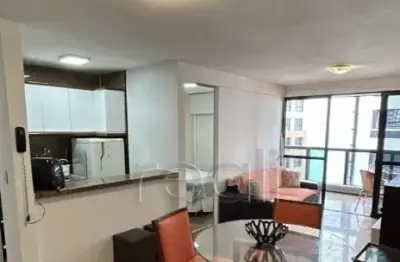 Flat mobiliado no meireles com varanda e vista para o mar de fortaleza