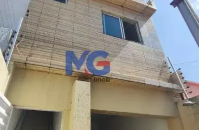 Casa á venda no bairro parque araxá duplex ótima localização