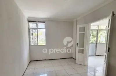 Apartamento no cocó com 3 quartos sendo 2 suítes e duas vagas ótima localização