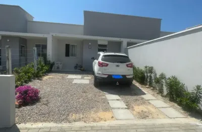 Casa em condomínio fechado com 2 quartos à venda na Avenida Santos Dumont, 66, Loteamento Novo Aquiraz, Aquiraz