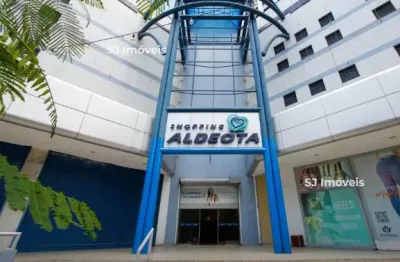 Sala comercial no shopping aldeota localizada na av. dom luís