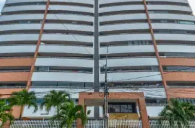 Apartamento mobiliado com 3 quartos sendo 2 suítes e lazer completo na varjota