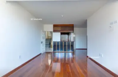 Apartamento amplo com suíte ao lado do polo gastronômico da varjota