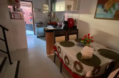 Casa com 2 quartos à venda na Rua José Leônidas, 960, Cidade dos Funcionários, Fortaleza