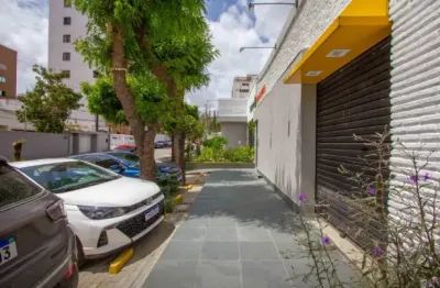 Sala comercial estratégica a poucos passos da Av. Des. Moreira