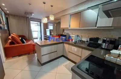 Apartamento mobiliado para locação com 2 quartos e lazer na beira mar