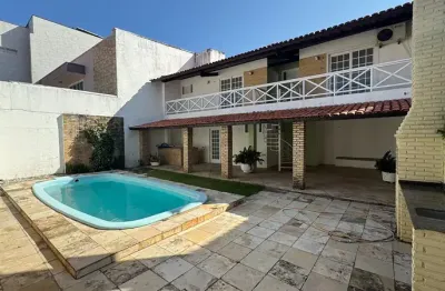 Casa com 3 quartos para alugar na Cidade dos Funcionários, Fortaleza 