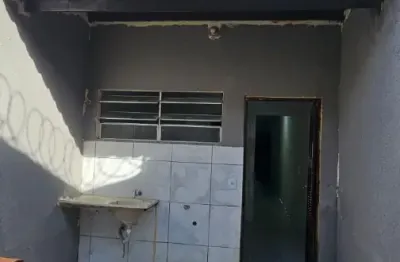 Casa com 2 quartos à venda na Rua Safira, 6666, Siqueira, Fortaleza