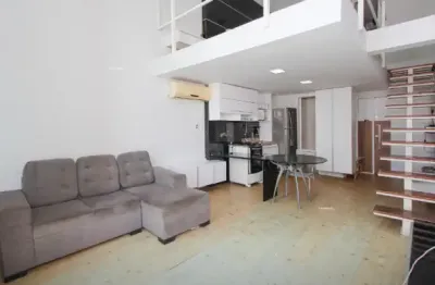 Apartamento mobiliado com vista para o mar e praticidade completa