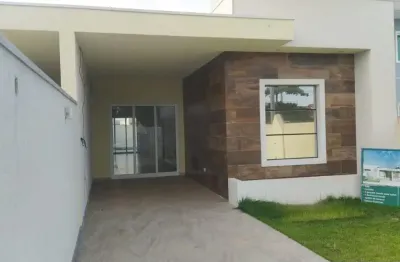 Linda residência de alto padrão a 150 metros da praia