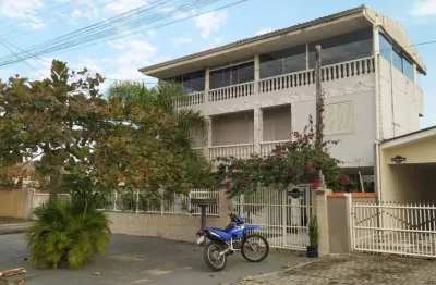 Casa com 5 quartos à venda na Avenida Vinte e Nove de Abril, Coroados, Guaratuba