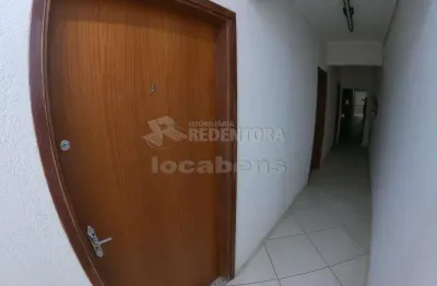 Sala comercial localizada na Vila Imperial. Próximo a Bancos e avenidas, área central.