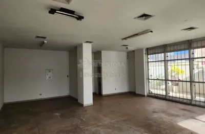 Ótimo salão comercial no centro com 3,5metros de pé direito