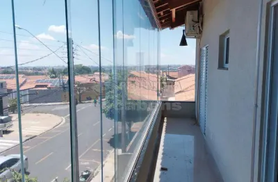 Excelente sobrado venda com 03 dormitórios no parque das aroeiras