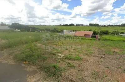 Ótimo lote de 200m² em excelente localização no colina