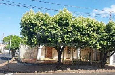 Casa com 5 quartos à venda na Vila Moreira, São José do Rio Preto 
