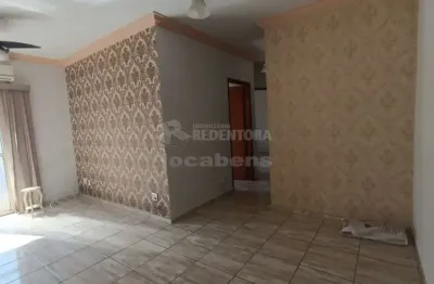 Bom jardim ii - apartamento com 03 dormitórios e sala de estar ampla com sacada