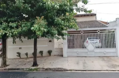 Jardim astúrias - casa com  02 dormitórios  sendo 01 tipo apartamento,