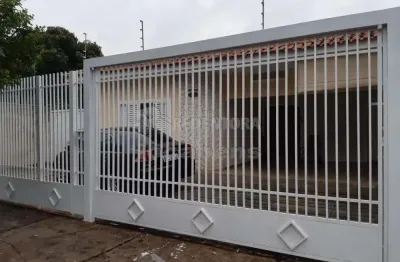 Casa com 3 quartos à venda no Parque Residencial Romano Calil, São José do Rio Preto 