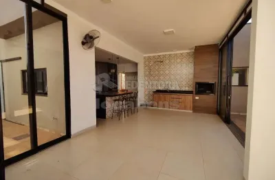 Recanto do lago casa com 3 dormitórios e área de lazer com piscina.