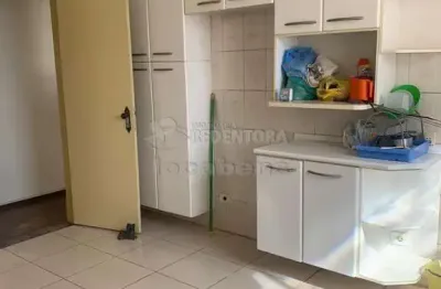 Vendo apartamento - bem localizado - edifício maria celeste
