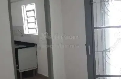 Perto da represa - residencial e comercial - 3 casas em um mesmo lote - boas para renda