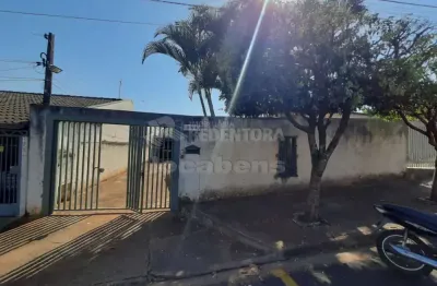 Vila elmaz - casa ampla com 5 dormitórios em rua tranquila e de fácil acesso ao restante da cidade