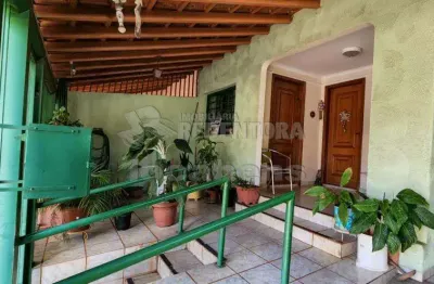 Casa com 4 quartos à venda na Vila Moreira, São José do Rio Preto 