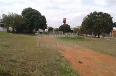 Área remanescente em frente rotatória do bianco x vista bela, podendo vender a área inteira ou parte (30x24 metros = 720 m²)