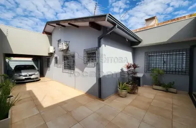 Casa com 2 quartos à venda no Jardim Astúrias, São José do Rio Preto 