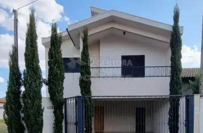Casa com 3 quartos à venda no Centro, Bálsamo 