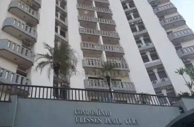 Excelente cobertura com 04 dormitórios sendo 01 tipo apartamento e todos com armários no bairro santos dumont