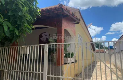 Casa com 3 quartos à venda no Centro, Monte Aprazível 