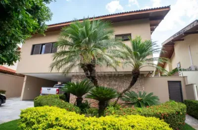 Parque residencial damha i - casa bem conservada com 3 dormitórios sendo 1 suíte 2 tipo apartamento.