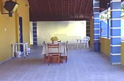 Vila toninho - trata-se de uma propriedade diferenciada pela localização e a proximidade da rodovia, tem em torno de 16.800m², área boa para condomínio