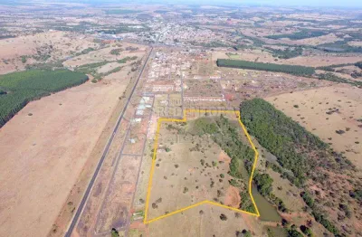 Terreno comercial à venda no Centro, Prata 