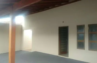 Casa 02 dormitórios em excelente localização conjunto habitacional costa do sol