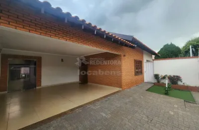 Casa para locação localizado no bairro jardim tarraf ii com 3 dormitórios e 2 vagas de garagem.