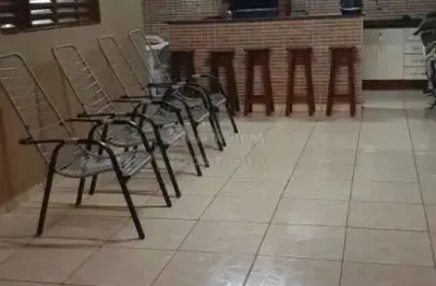 Parque das amoras - casa 2 dorms, 1 tipo apto, varanda, churrasqueira, bom local, frente área verde. fácil acesso a rodovia