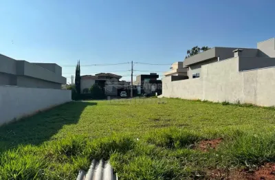 Terreno em condomínio fechado à venda no Loteamento Recanto do Lago, São José do Rio Preto 